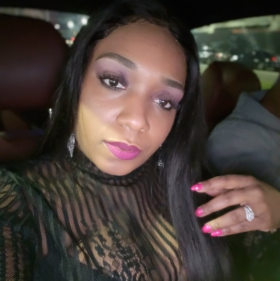 Meet your Posher, Randi - Picture 3 of 4